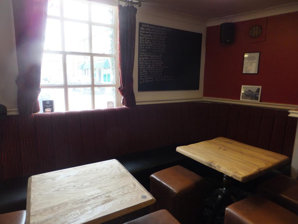 The Red Lion, Stretham Hotel Bagian luar foto