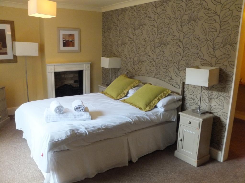 The Red Lion, Stretham Hotel Bagian luar foto