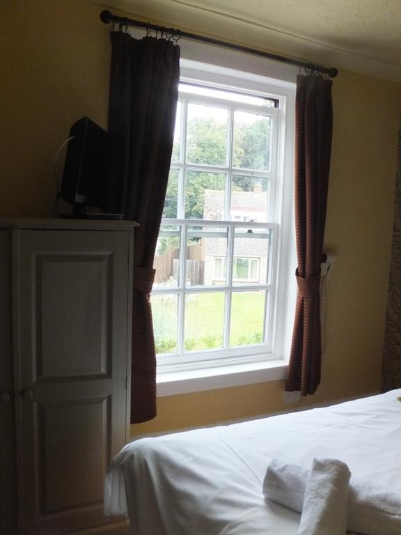 The Red Lion, Stretham Hotel Bagian luar foto