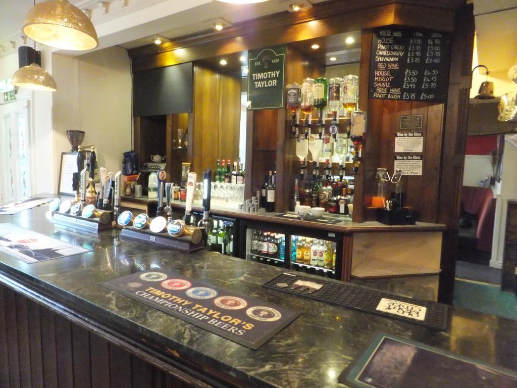 The Red Lion, Stretham Hotel Bagian luar foto
